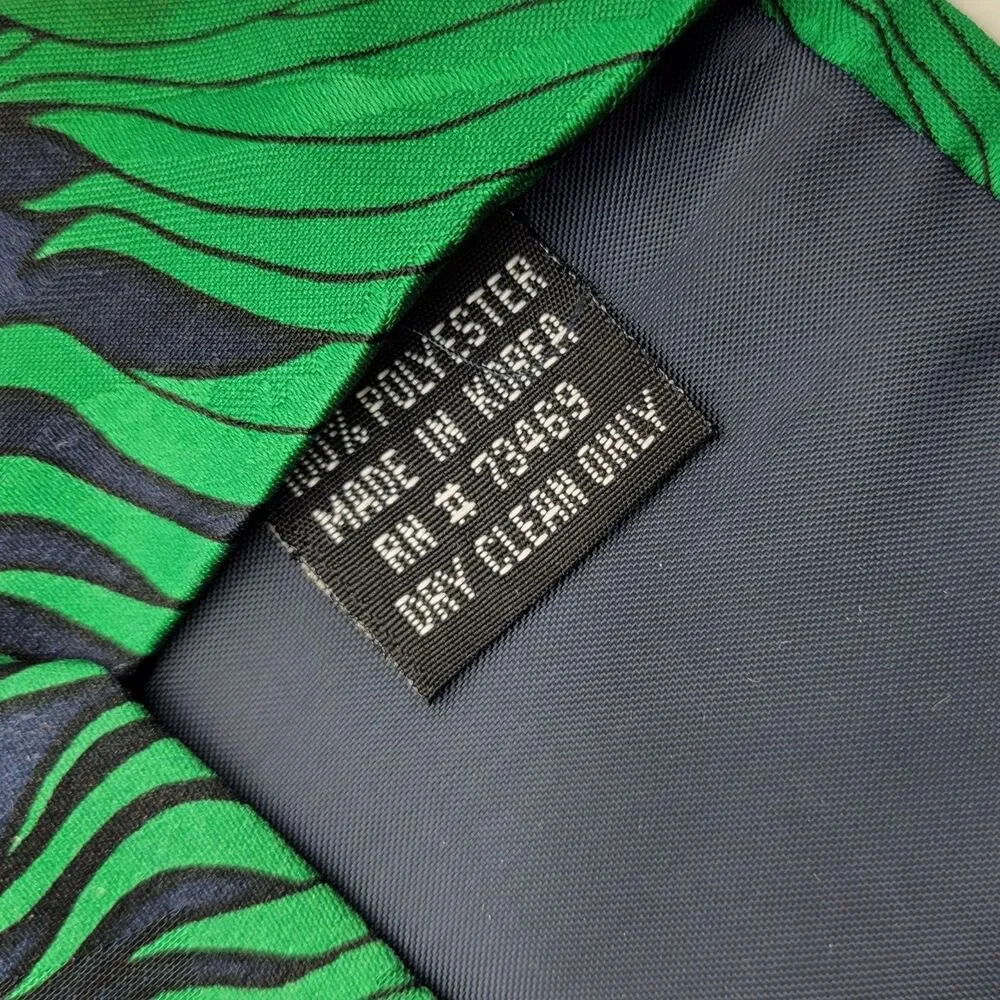 Looney Tunes Mania Tie 1993 Taz Marvin The Martian Tweetie 90s Novelty Tie
